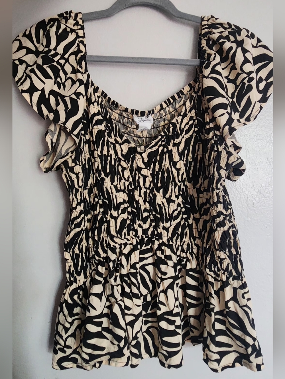 Japna Black & Cream Smocked Leaf Print Peplum Top